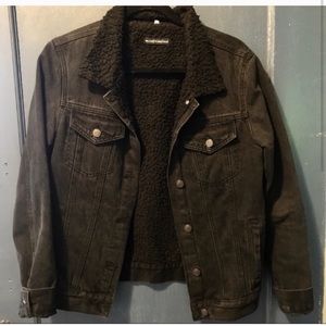 Sherpa lined black brandy Melville denim jacket!